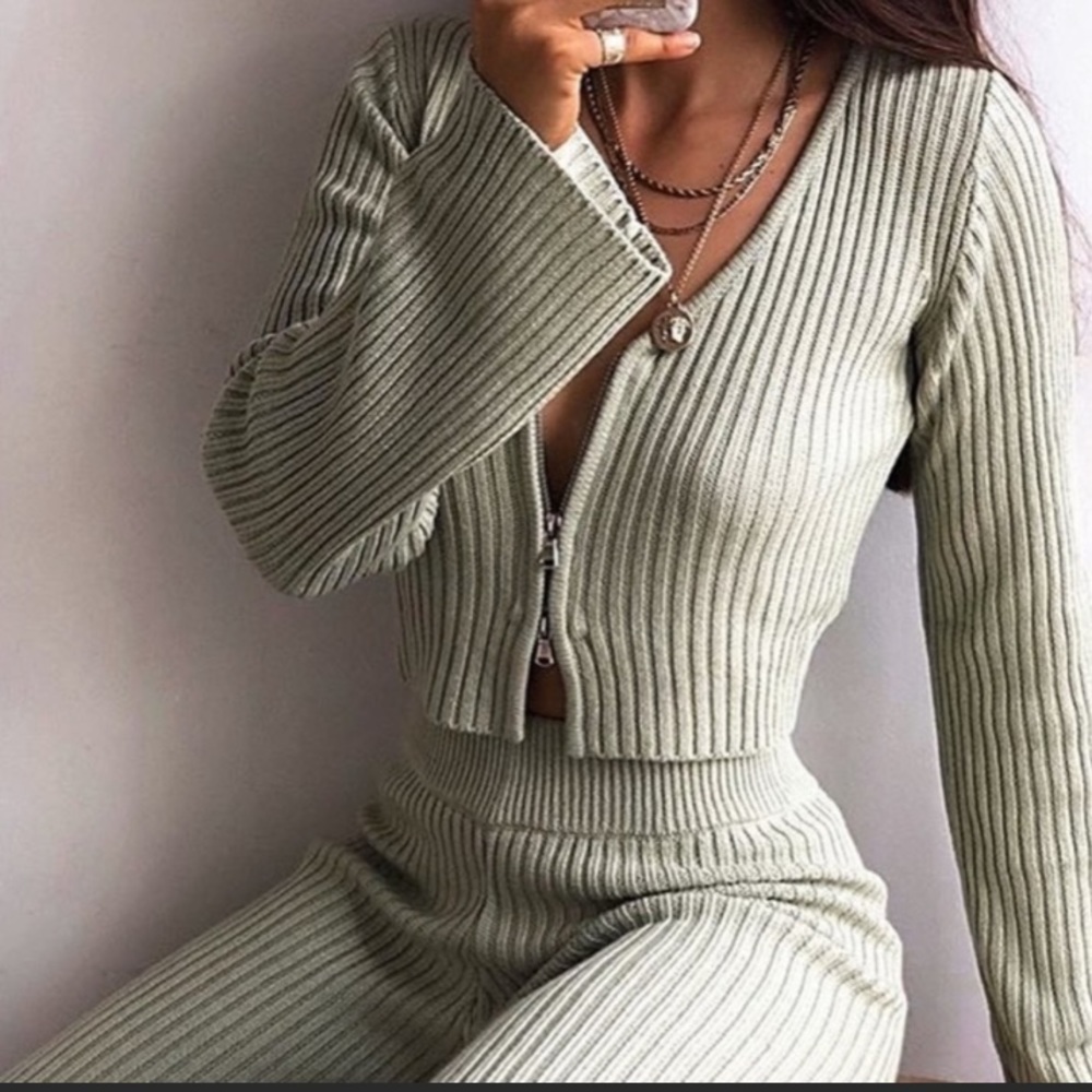 Tigermist Otto jumper in matcha green